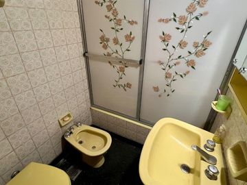 VENTA PH 4 AMBIENTES CON TERRAZA Y PARRILLA