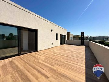 CASA EN VENTA 6 AMBIENTES EN CANNING TERRALAGOS