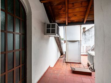 VENTA TRIPLEX 5 AMBIENTES EN VILLA DEL PARQUE