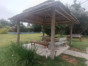VENTA QUINTA 3 AMB. GRAL. RODRIGUEZ CON PILETA