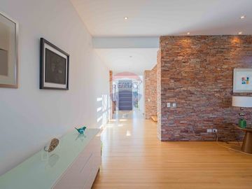 Venta casa Santa Bárbara al agua 7 ambientes