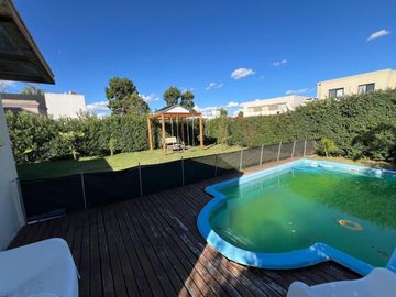 Venta Casa 4 Amb. San Ramon Pilar del Este