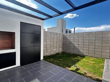 VENTA DUPLEX EN CAMPOS DE MANANTIALES