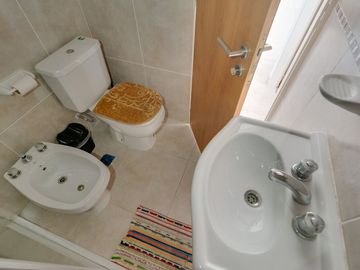 Departamento venta La Plata. 2 Dormitorios. Balcón
