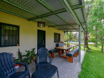 CASA VENTA LOS TALAS BERISSO 2 DORMITORIOS PILETA