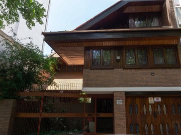 CASA EN VENTA LA PLATA