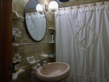 CASA EN VENTA LA PLATA