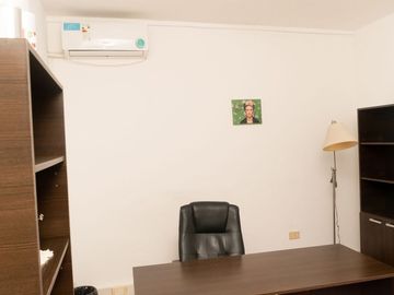 OFICINA EN VENTA LA PLATA