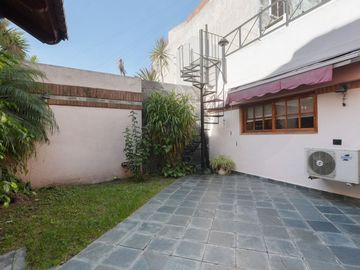 CASA EN AVELLANEDA