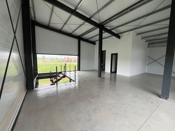 VENTA- Imponente Local a Estrenar en Don Mateo