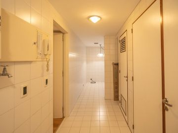 VENTA DEPTO 5 AMB CON COCH 2/DEP. AV. LIBERTADOR