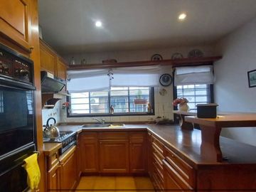 CASA 5 AMBIENTES VENTA  CASTELAR