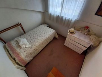 CASA 5 AMBIENTES VENTA  CASTELAR