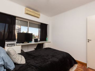 VENTA DPTO EN RAMOS MEJIA C/COCHERA - PERMUTA