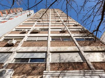 VENTA DPTO EN RAMOS MEJIA C/COCHERA - PERMUTA