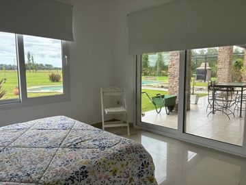 VENTA CASA 4 AMB PILETA 11000  MTS  CH DE ABBOTT