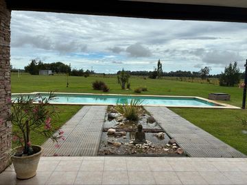 VENTA CASA 4 AMB PILETA 11000  MTS  CH DE ABBOTT