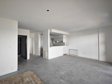 VENTA SEMIPISO A ESTRENAR FRENTE AL MAR. PISO 2