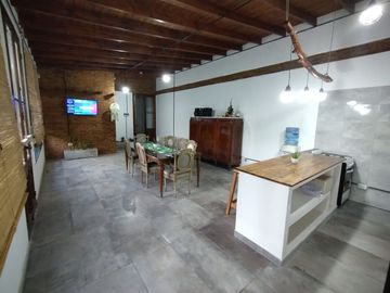 Venta Casa Quinta 3 amb C/Pileta Gral Rodriguez