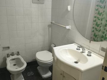 Venta de departamento de dos ambiente en retiro