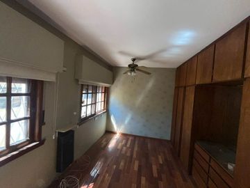 VENTA  CASA 6 AMBIENTES CIUDAD JARDÍN