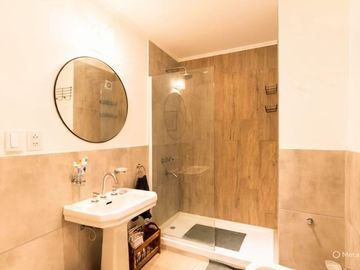 Venta Estudio Showroom Consultorio Taller Centro