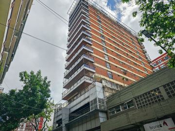 Venta departamento 4 amb. con cochera en Belgrano.