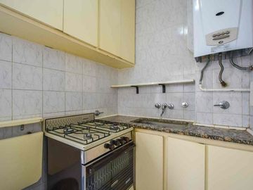 venta 3 ambientes super luminoso Pza Mitre
