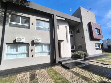 Venta Departamento 4 ambientes Estrenar c/cochera