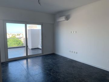 MONOAMB VENTA MATADEROS BALCÓN TERRAZA OPC/COCHER