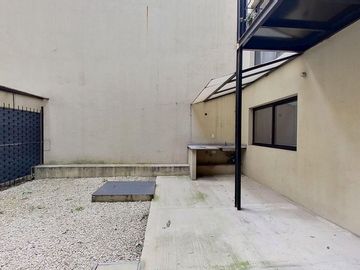 VENTA PH 3 AMB SARANDI PATIO