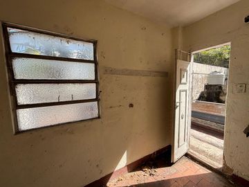 VENTA CASA DE ESTILO 1 DORM RECICLADA, LAS HERAS
