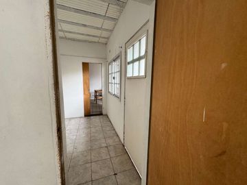 Casa 6 amb PATIO y TERRAZA  A reciclar! L. Mirador