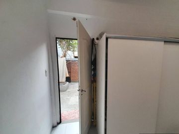 Casa 6 amb PATIO y TERRAZA  A reciclar! L. Mirador