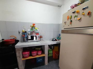 Casa 6 amb PATIO y TERRAZA  A reciclar! L. Mirador