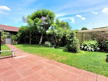 VENTA CASA 5 AMBIENTES GRAN PARQUE CASTELAR NORTE