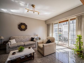DEPTO 5 AMBIENTES EN VENTA EN PALERMO CON COCHERA