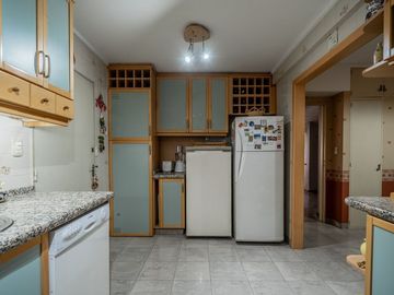 DEPTO 5 AMBIENTES EN VENTA EN PALERMO CON COCHERA