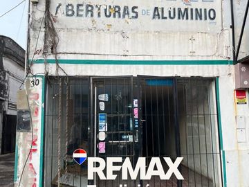 VENTA LOCAL COMERCIAL - AV. 25 DE MAYO