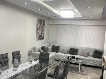 Venta casa de 6 ambientes en Devoto