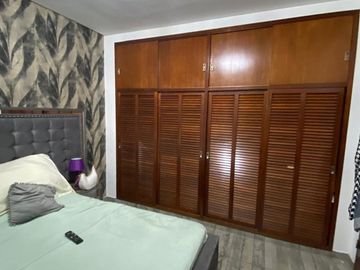 Venta casa de 6 ambientes en Devoto