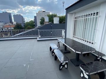 Venta casa de 6 ambientes en Devoto