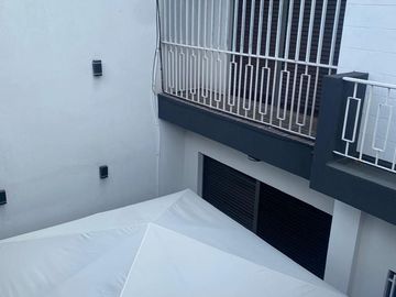 Venta casa de 6 ambientes en Devoto