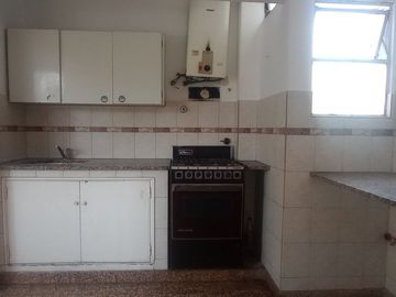 Departamento 1 dormitorio venta La Plata al frente