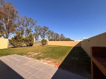 VENTA CASA A ESTRENAR PALMARES 3