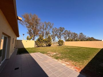 VENTA CASA A ESTRENAR PALMARES 3