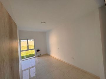 VENTA CASA A ESTRENAR PALMARES 3