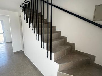 VENTA DUPLEX A ESTRENAR ,VILLA DELFINA , LAS HERAS