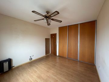 VENTA DEPARTAMENTO RAMOS MEJIA 2 AMBIENTES