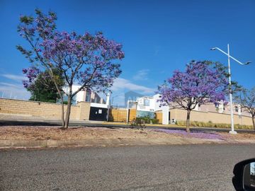 Venta de Terreno plano en San Isidro, Juriquilla